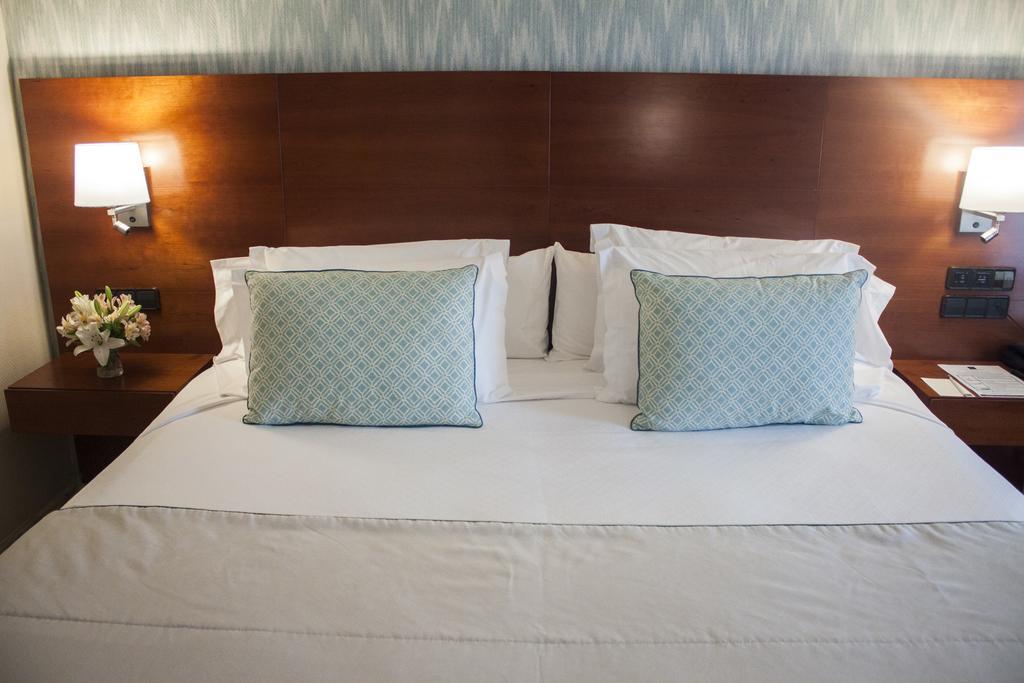 Hotel Carlos I Silgar Санксенсо Екстериор снимка